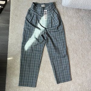 Plaid Tapered pants
